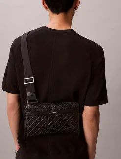 Calvin Klein Umhängetasche mit geprägtem Emblem-Logo^Herren Umhängetaschen & Schultertaschen|Taschen