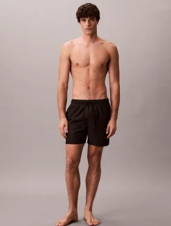 Calvin Klein Unifarbene Badehose^Herren BademodeFrisch Eingetroffen