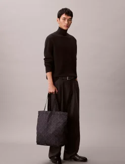 Calvin Klein Verstaubare Tote Bag aus Nylon mit Emblem-Logo-Prägung^Herren Taschen