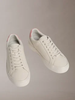 Calvin Klein Violette – Sneakers aus weichem Leder mit Logoprägung^Damen SneakerFrisch Eingetroffen