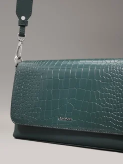 Calvin Klein Wandelbare Schultertasche in Krokodiloptik^Damen Umhängetaschen|SchultertaschenFrisch Eingetroffen