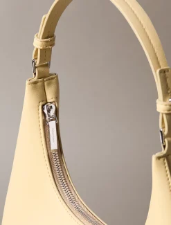 Calvin Klein Wandelbare Schultertasche mit Folien-Logo^Damen Umhängetaschen|SchultertaschenFrisch Eingetroffen