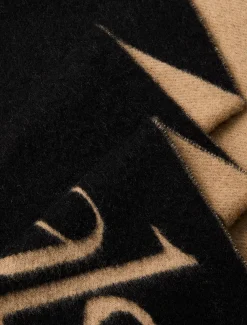 Calvin Klein Warmer Logo-Schal aus weicher Wolle^Damen Schals & Handschuhe|Schals & Handschuhe