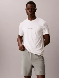 Calvin Klein Wasserabweisende, kurze Performance-Sporthose^Herren Hosen & Shorts|Hosen & Shorts