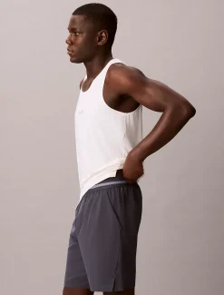 Calvin Klein Wasserabweisende, kurze Performance-Sporthose^Herren Hosen & Shorts|Hosen & Shorts