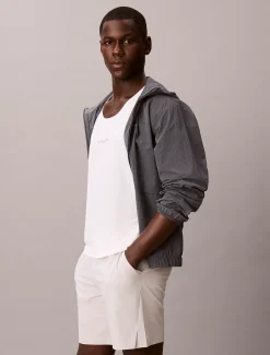 Calvin Klein Wasserabweisende, kurze Performance-Sporthose^Herren Hosen & Shorts|Hosen & Shorts