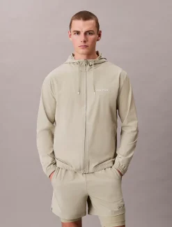 Calvin Klein Wasserabweisender Windbreaker mit Kapuze^Herren Jacken & Pullovers|JackenFrisch Eingetroffen