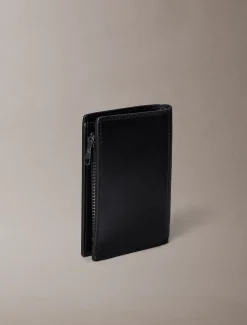 Calvin Klein Zweifach faltbares Portemonnaie mit geprägtem Monogramm^Herren Geldbörsen & Kartenetuis